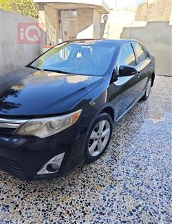 تۆیۆتا کامری